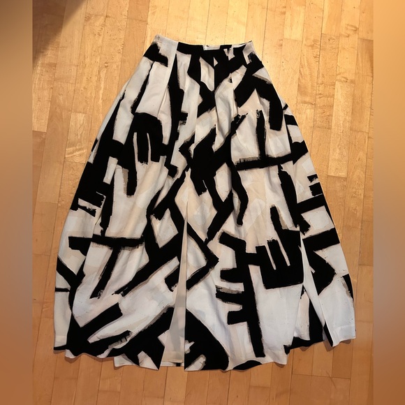 Beautiful Nic and Zoe maxi skirt w/ pockets - Picture 1 of 6